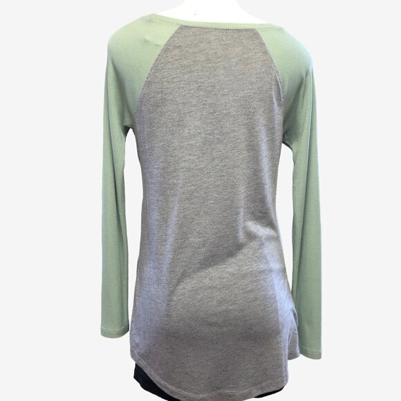 Fox Racing Long Sleeve Grey/Green Top NWOT Small - Picture 2 of 10